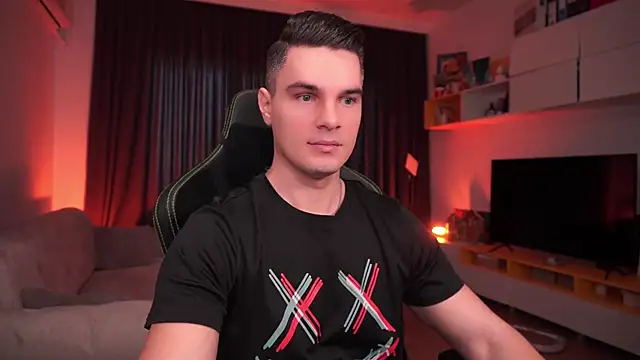 Snapshot of billypassion chatting on January 18, 6:56 am billypassion online show from January 18, 6:56 am