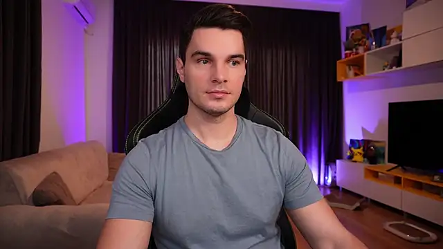 Snapshot of billypassion chatting on February 9, 8:00 am billypassion online show from February 9, 8:00 am