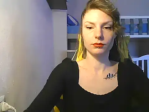 Feli blue online show from February 18, 8:59 am