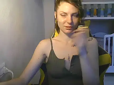 Feli blue online show from February 25, 8:47 am