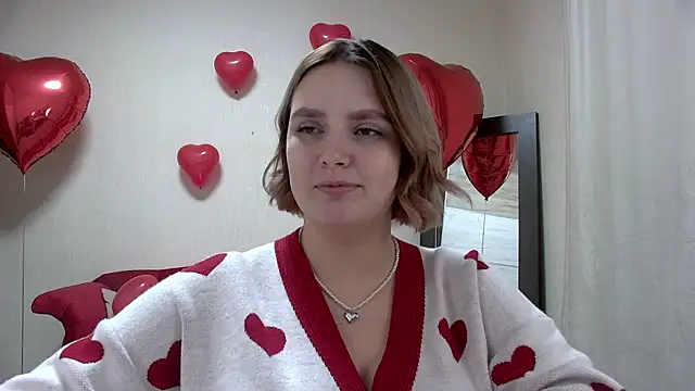 DianeMills online show from February 12, 4:44 am