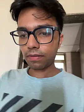 BoyzaraHatke online show from May 18, 8:53 am
