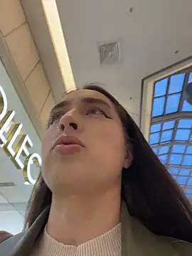 Holly Play online show from November 3, 1:12 pm