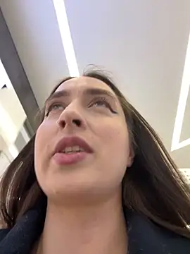 Holly Play online show from December 19, 12:23 pm