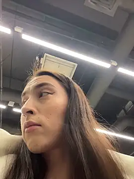 Holly Play online show from February 21, 12:06 pm