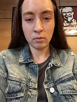 Holly Play online show from July 30, 7:07 am