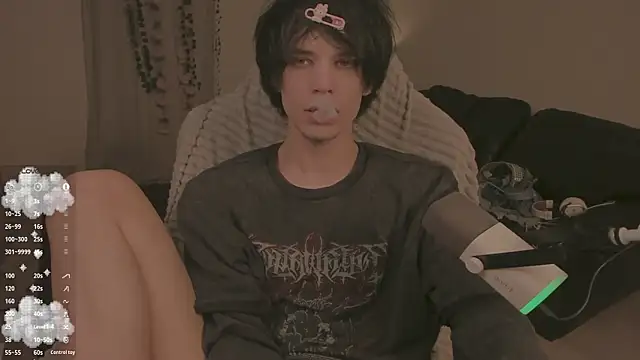 Snapshot of Wampeyes chatting on October 26, 8:20 am Wampeyes online show from October 26, 8:20 am