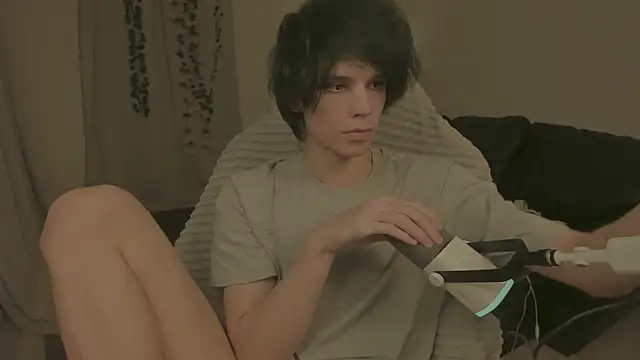 Snapshot of Wampeyes chatting on December 2, 4:02 pm Wampeyes online show from December 2, 4:02 pm