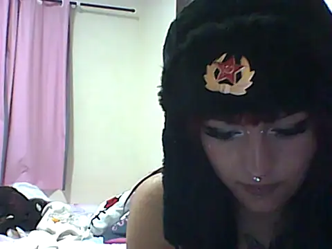 belletotosa online show from November 20, 7:35 pm