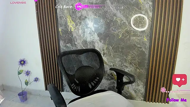 Snapshot of nicol_jone1 chatting on October 4, 10:19 pm nicol jone1 online show from October 4, 10:19 pm