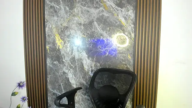 Snapshot of nicol_jone1 chatting on November 22, 10:31 pm nicol jone1 online show from November 22, 10:31 pm