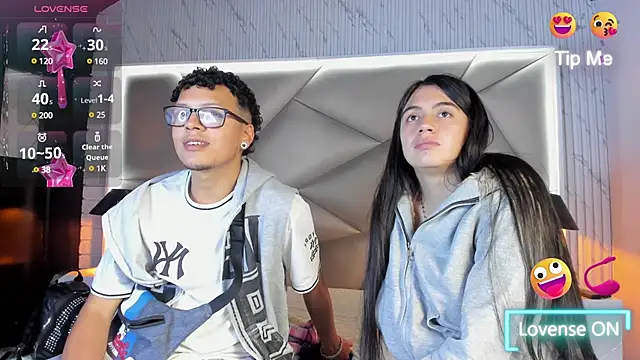 Snapshot of Bonny_Bonss chatting on March 17, 11:32 pm Bonny Bonss online show from March 17, 11:32 pm