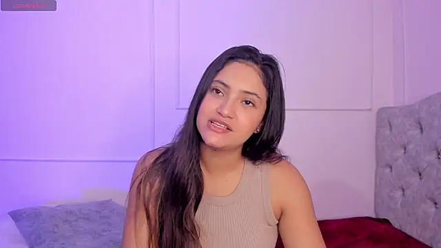 Snapshot of Isa_squirt1 chatting on June 20, 2:47 am Isa squirt1 online show from June 20, 2:47 am