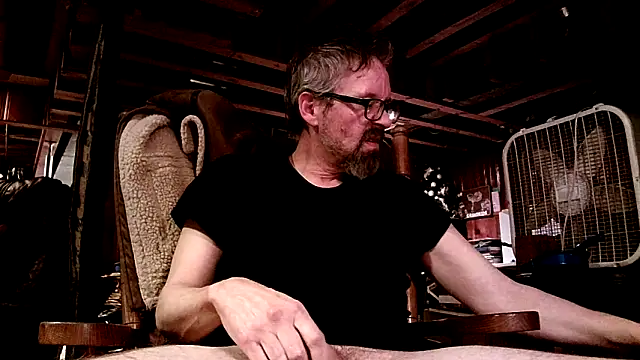 AronMellon76 online show from February 4, 8:42 am