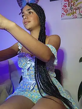 Snapshot of lali2gab chatting on June 12, 12:20 am lali2gab online show from June 12, 12:20 am