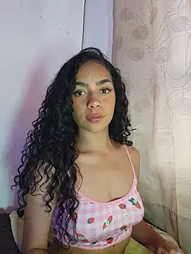 Snapshot of lali2gab chatting on July 31, 11:04 pm lali2gab online show from July 31, 11:04 pm