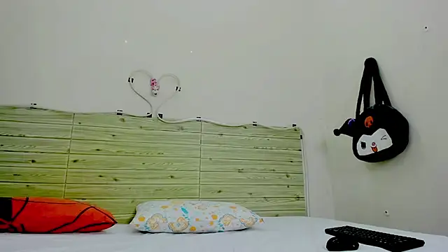 Evil Queen13 online show from December 4, 7:55 pm