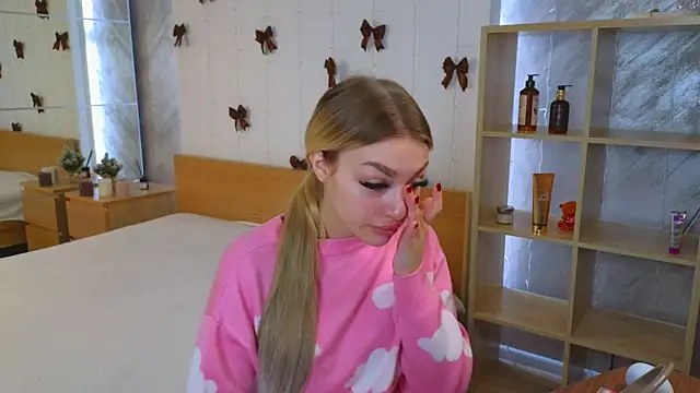 Ella Milla online show from December 26, 5:26 am