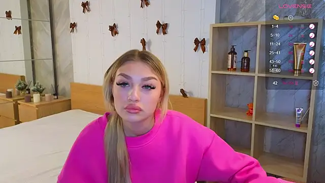 Ella Milla online show from December 30, 9:05 am