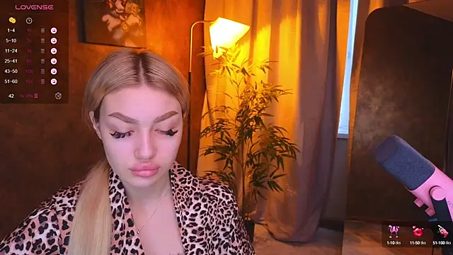 Ella Milla online show from January 14, 6:02 am