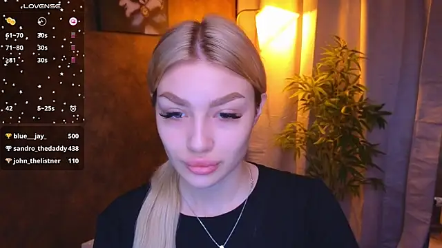 Ella Milla online show from January 20, 5:37 am