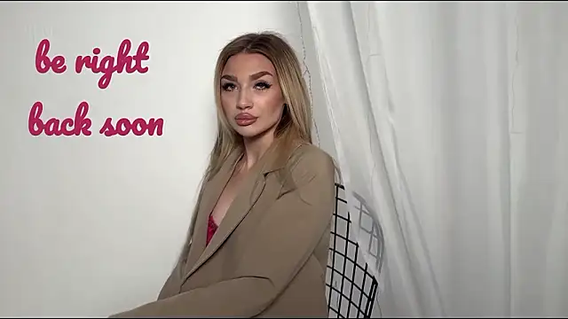 Ella Milla online show from February 15, 1:52 pm