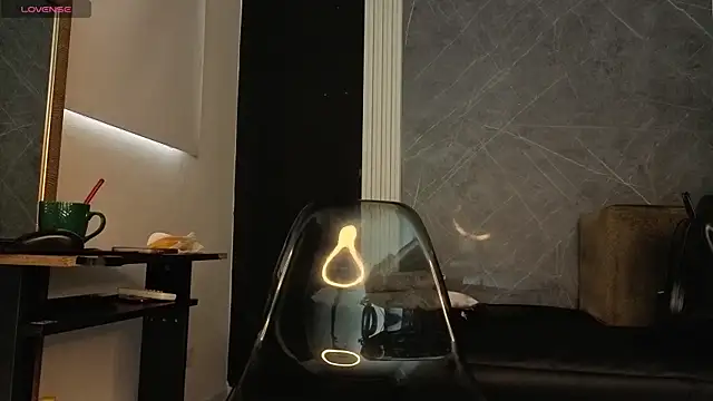 Snapshot of YummyDuooo chatting on October 22, 12:05 pm YummyDuooo online show from October 22, 12:05 pm