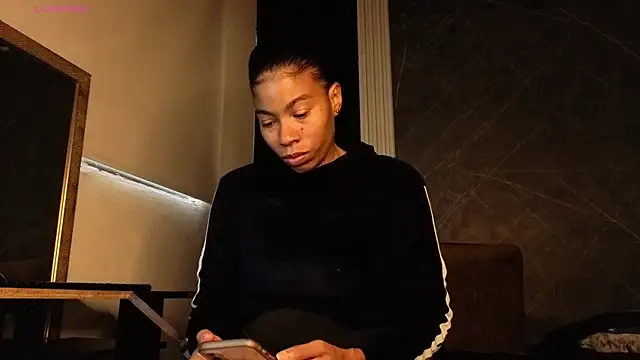 Snapshot of YummyDuooo chatting on November 29, 11:57 am YummyDuooo online show from November 29, 11:57 am