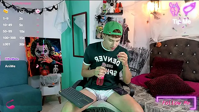 Snapshot of flowers18 chatting on November 4, 10:20 pm flowers18 online show from November 4, 10:20 pm