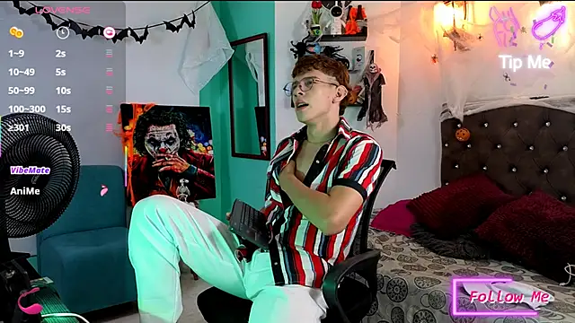 Snapshot of flowers18 chatting on November 5, 10:43 pm flowers18 online show from November 5, 10:43 pm