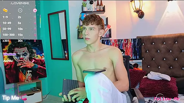 Snapshot of flowers18 chatting on November 24, 11:48 pm flowers18 online show from November 24, 11:48 pm