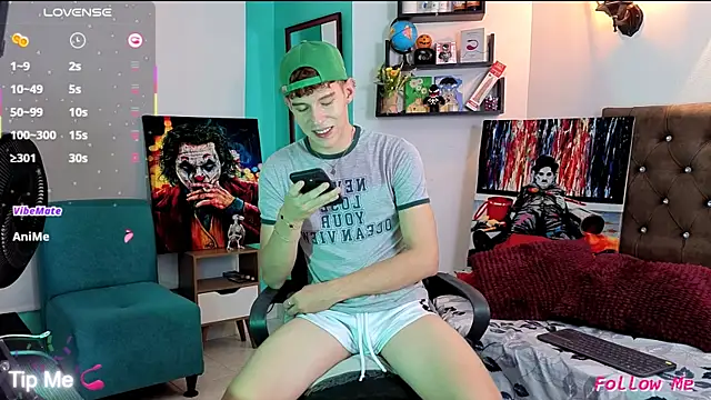 Snapshot of flowers18 chatting on November 26, 11:06 pm flowers18 online show from November 26, 11:06 pm