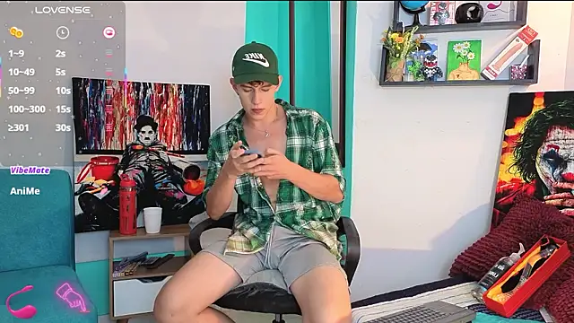 flowers18 online show from March 5, 10:28 pm