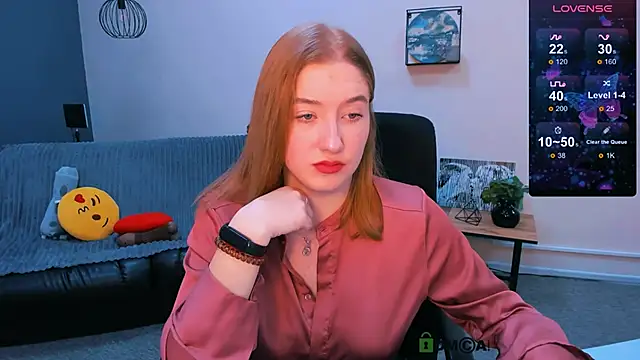 daisy candy online show from December 23, 7:30 pm