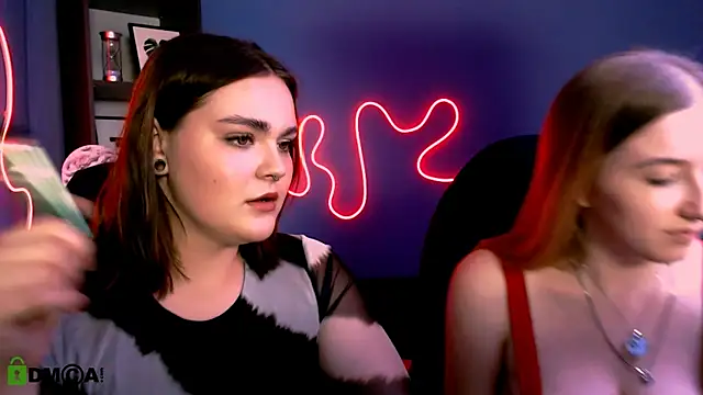 daisy candy online show from September 25, 8:01 pm