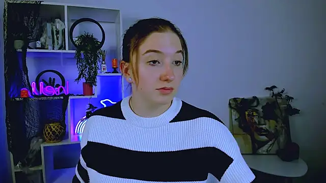 daisy candy online show from October 31, 2:23 am