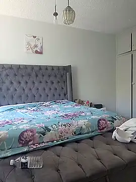 Drippincaty online show from September 22, 8:49 am