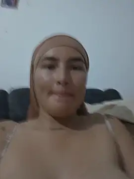 Celeste camila18 online show from June 8, 12:14 am