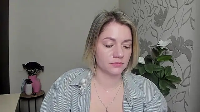 MariaSttone online show from March 11, 5:57 pm