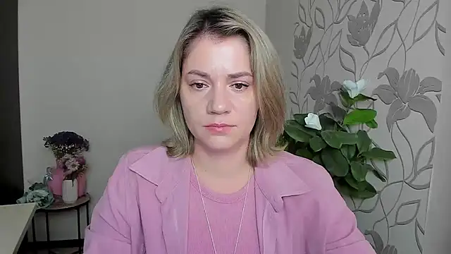 MariaSttone online show from September 23, 1:47 pm