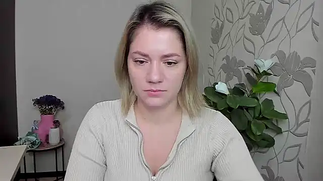 MariaSttone online show from October 15, 9:20 am