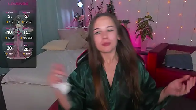 Makima lee online show from December 16, 4:49 pm