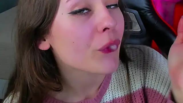 Makima lee online show from February 27, 4:32 pm