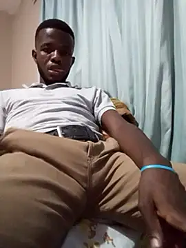 Snapshot of hardFC chatting on February 4, 5:12 pm hardFC online show from February 4, 5:12 pm