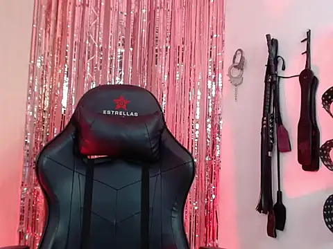 Alisson Beckett online show from December 19, 10:06 pm