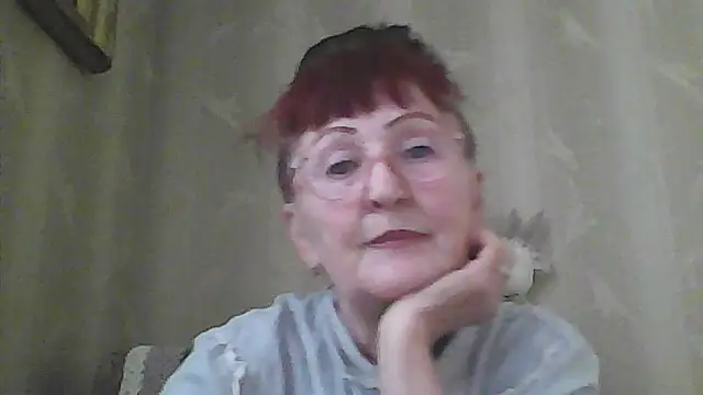 Snapshot of TanyaSweet634 chatting on June 3, 5:10 am TanyaSweet634 online show from June 3, 5:10 am