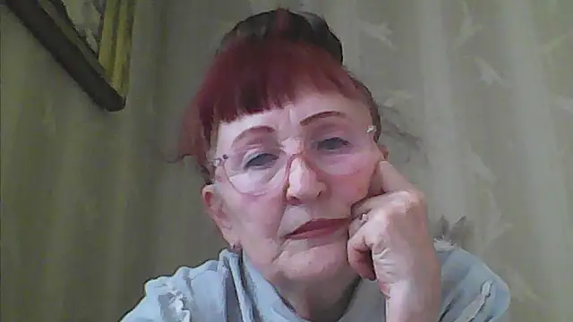 Snapshot of TanyaSweet634 chatting on June 5, 5:14 am TanyaSweet634 online show from June 5, 5:14 am