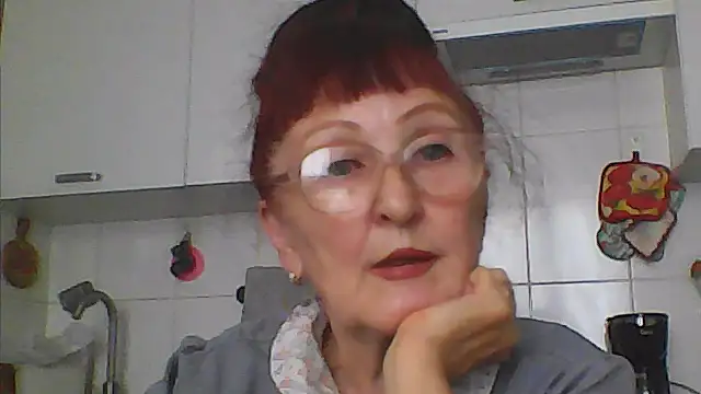 TanyaSweet634 online show from July 3, 5:03 am