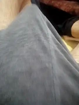 Snapshot of Bigdick_pedro chatting on March 18, 2:25 am Bigdick pedro online show from March 18, 2:25 am