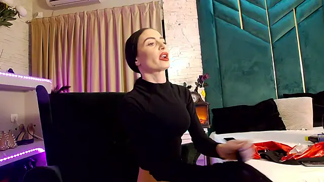 FeetVibe online show from November 29, 8:28 am